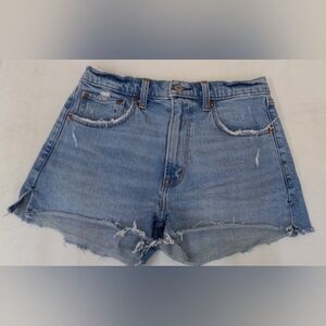 Abercrombie & Fitch The Mom Short High Rise Women's size 4/27